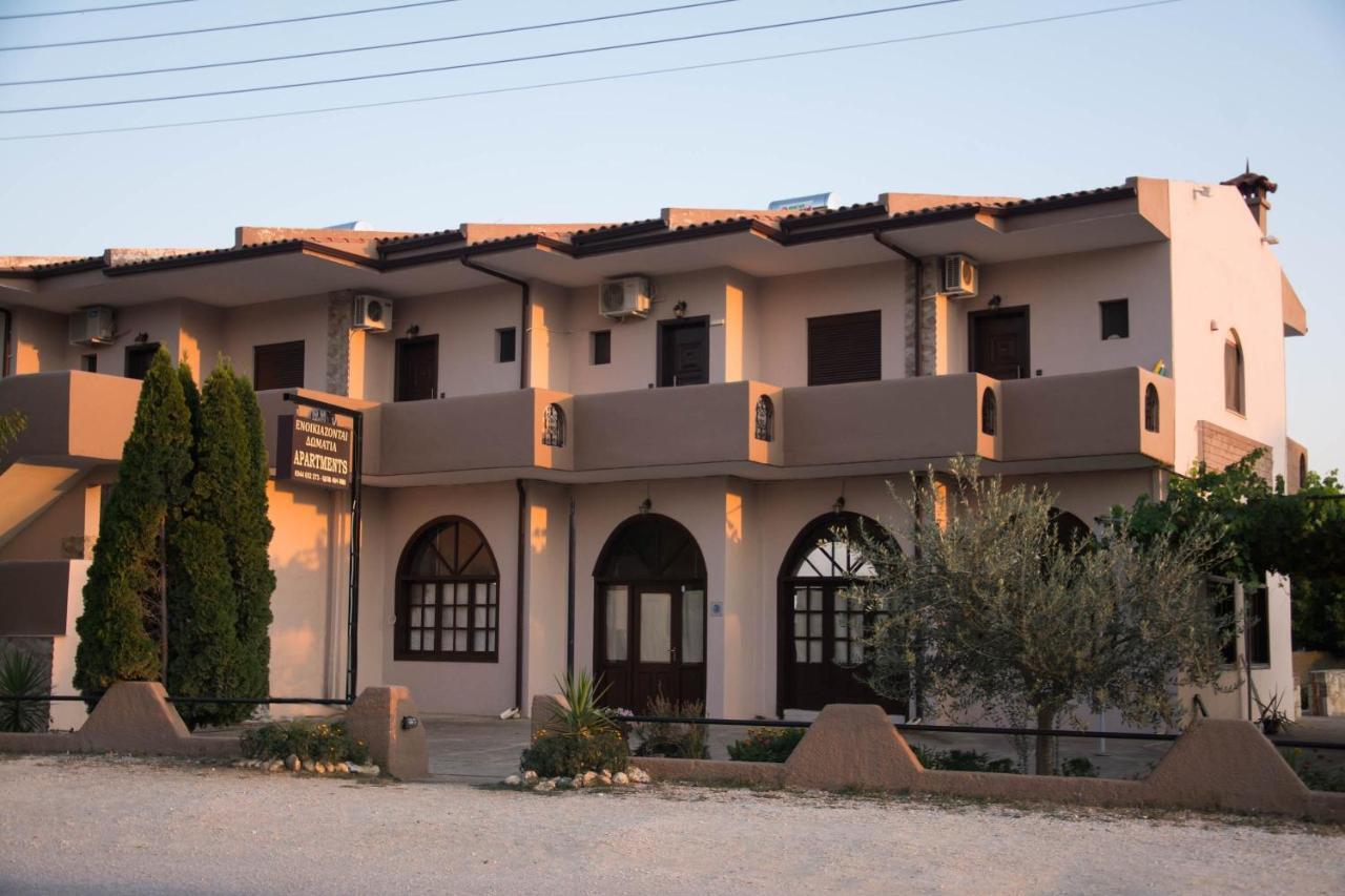 Palm Tree Apartments 普萨克迪亚 外观 照片